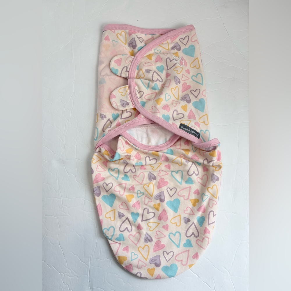 Swaddle Me I Heart You Velcro Swaddle Small/med